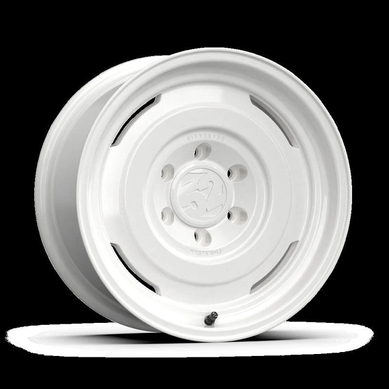 fifteen52 Analog HD 17×8.0 5×150 25mm ET 110.5mm Center Bore Classic White Wheel