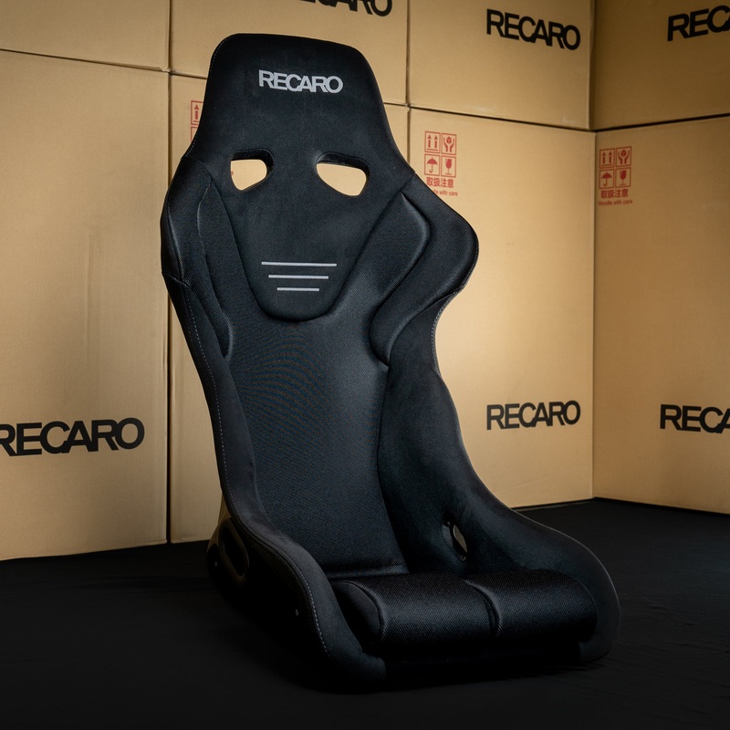 Recaro RS-GK – Black Mesh