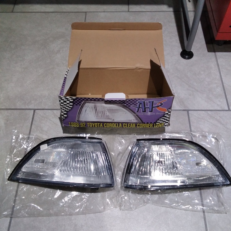 SALE – Corner Lamp-Clear Toyota Corolla 88-92