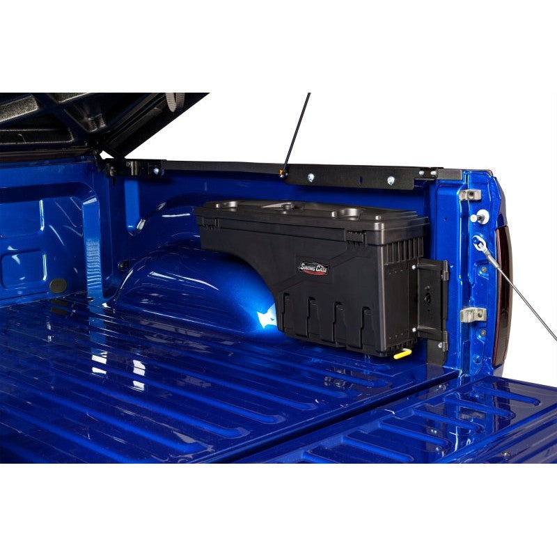 UnderCover 07-20 Tundra Drivers Side Swing Case Black Smooth  | SC400D
