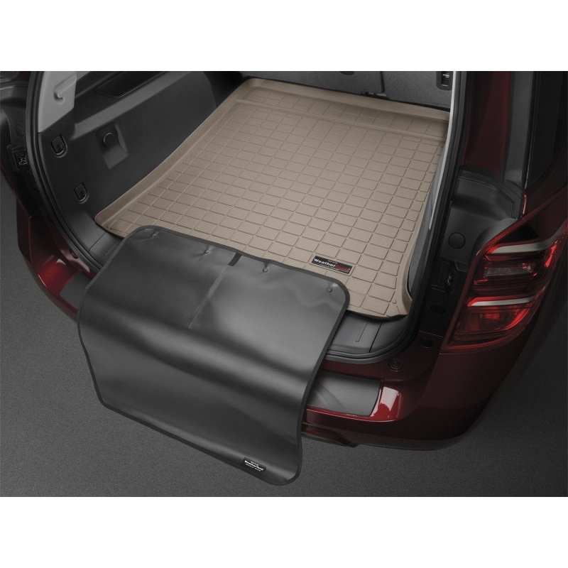 WeatherTech 22-23 Land Rover Range Rover 5 Psgr/Std Wheelbase Cargo Liner w/Bumper Protector – Tan
