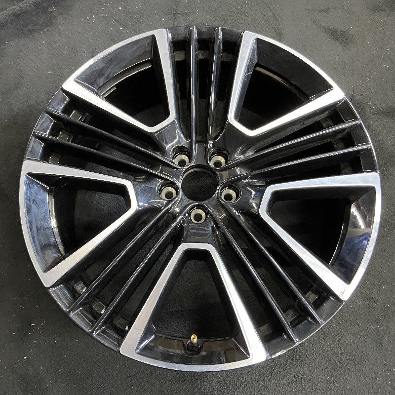 21″ XC40 19-21 21×8.5 alloy 5 triple slot Original OEM Wheel Rim